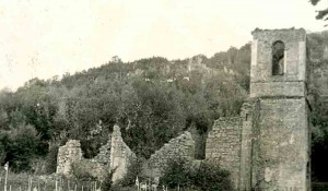 Crkva sv. Petra i Pavla u Smiljanu, izgled 1945. Foto: Gospic.rs