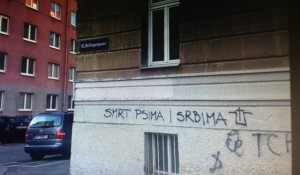 Beć: Ustaški grafiti na bečkim fasadama Foto: B92, Tanjug, Zoran Mirković