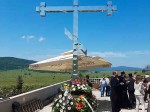 Pomen kraj spomen-krsta na Petrovačkoj cesti, 7.8.2020 Foto: DIC Veritas