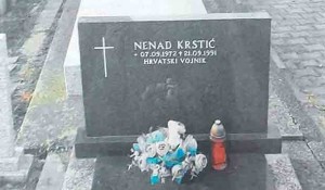 Spomenik vojniku Nenadu Krstiću u Antunovcu Foto: DIC Veritas