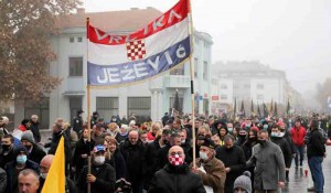 Vukovar: Kolona, 18.11.2020. Foto: Index.hr