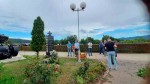 Banja Luka, Perduovo groblje, Sveće i venici za Dalmatince Krajišnike ubijene na Dinari avgusta 1995; 5.8.2021. Foto: DIC Veritas