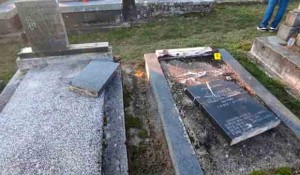 Nova Gradiška: Oskrnavljeno groblje, januar 2022. Foto: Srbi.hr