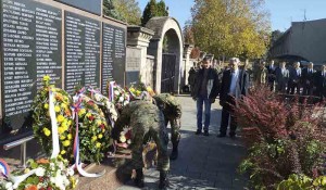 Polaganje venaca na spomenik poginulim borcima Otadžbinskog rata, Banja Luka, 08. 11. 2022. Foto: DIC Veritas