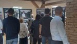 Banja Luka: Otvaranje izložbe „Da se ne zaboravi, 30 godina od egzodusa iz RSK“ i tribina „Dani tuge i sjećanja“, 4. 8. 2025. Foto: DIC Veritas