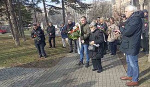 Sv. Marko: Parastos za srpske žrtve hrvatske agresije na Ravne Kotare 1993. Sv. Marko: Parastos za srpske žrtve hrvatske agresije na Ravne Kotare 1993.